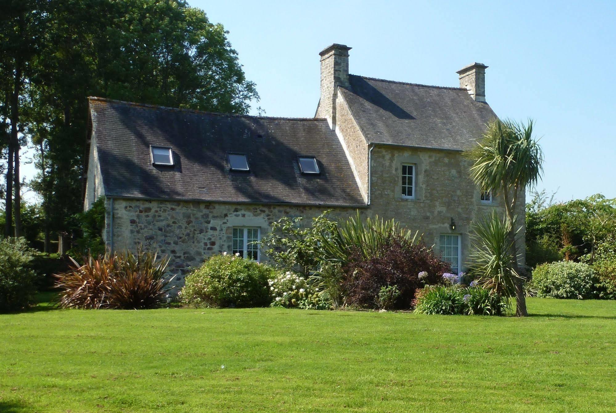 Manoir De Savigny Bed and Breakfast Valognes Buitenkant foto